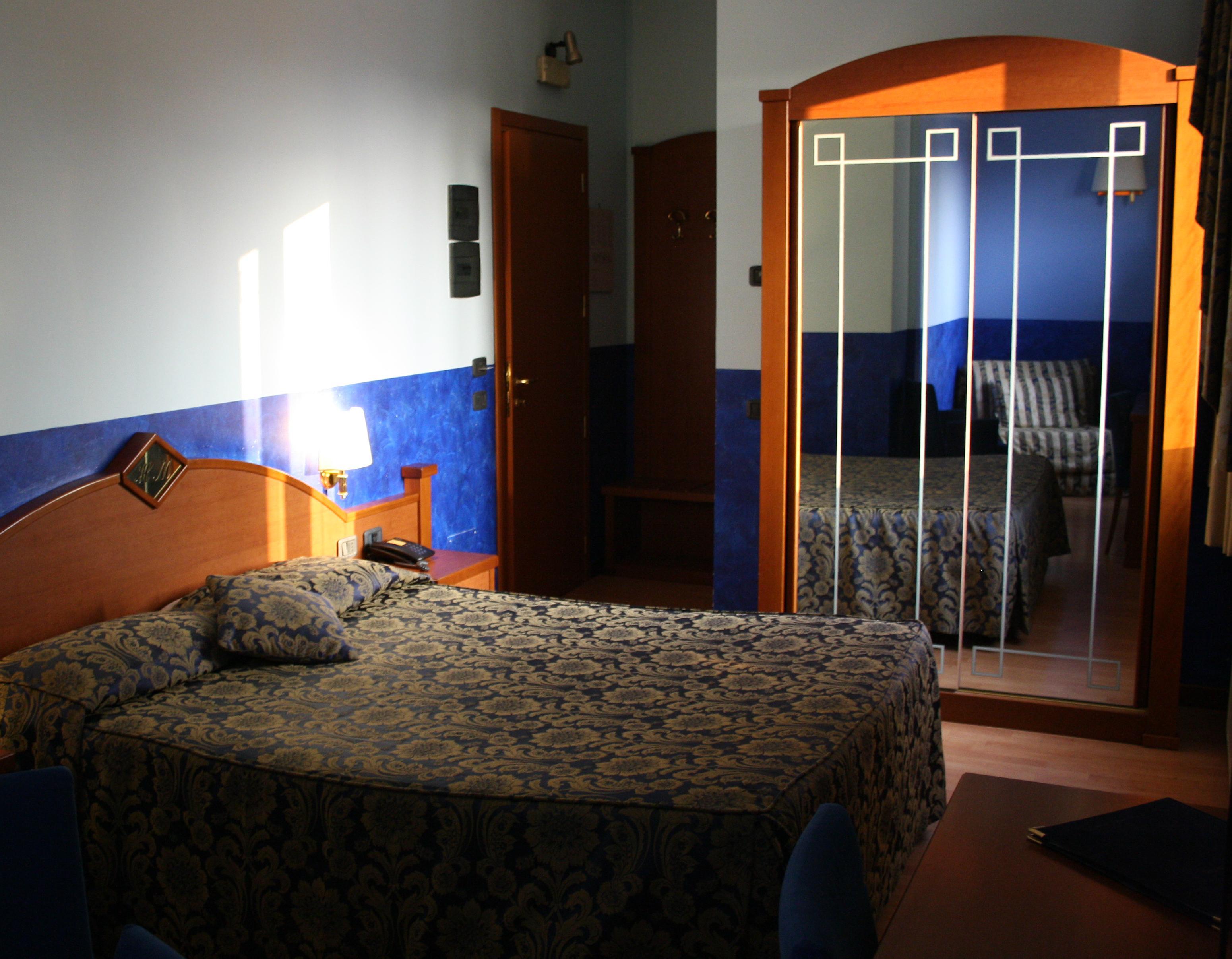 Hotel Majestic Сан Джулиано Миланезе Екстериор снимка